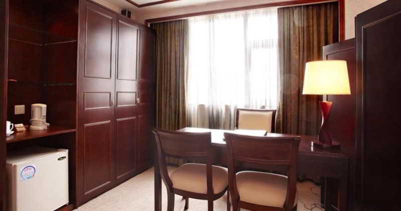 גואנגג'ואו Warm Yes Business Hotel מראה חיצוני תמונה