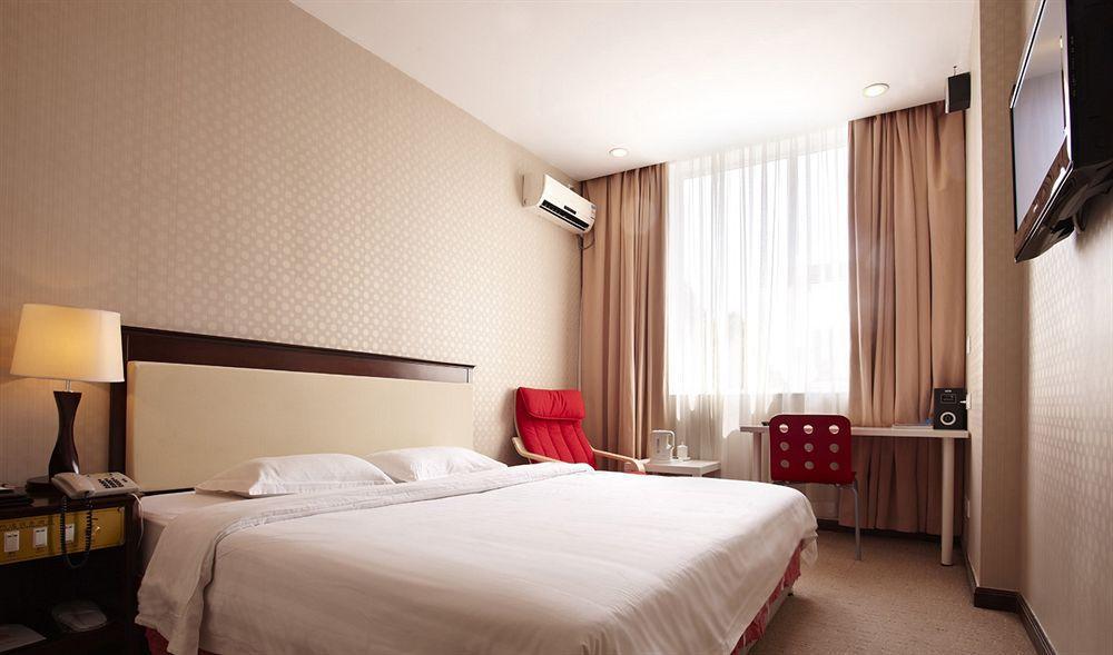 גואנגג'ואו Warm Yes Business Hotel מראה חיצוני תמונה