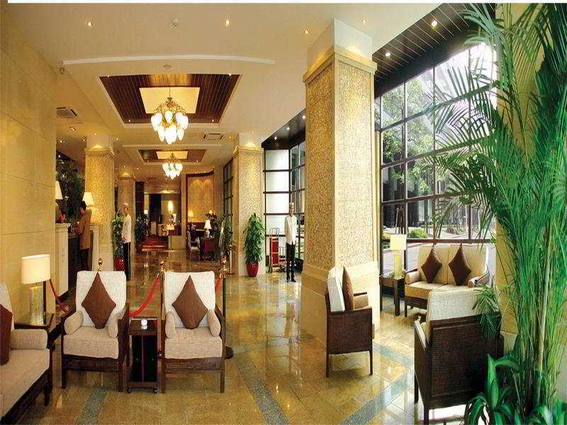 גואנגג'ואו Warm Yes Business Hotel מראה חיצוני תמונה