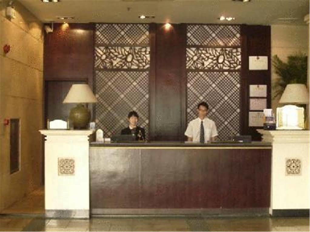 גואנגג'ואו Warm Yes Business Hotel מראה חיצוני תמונה